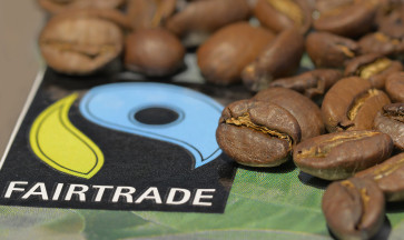 Certificazione Fairtrade: cos’è, come funziona e perché protegge persone e pianeta