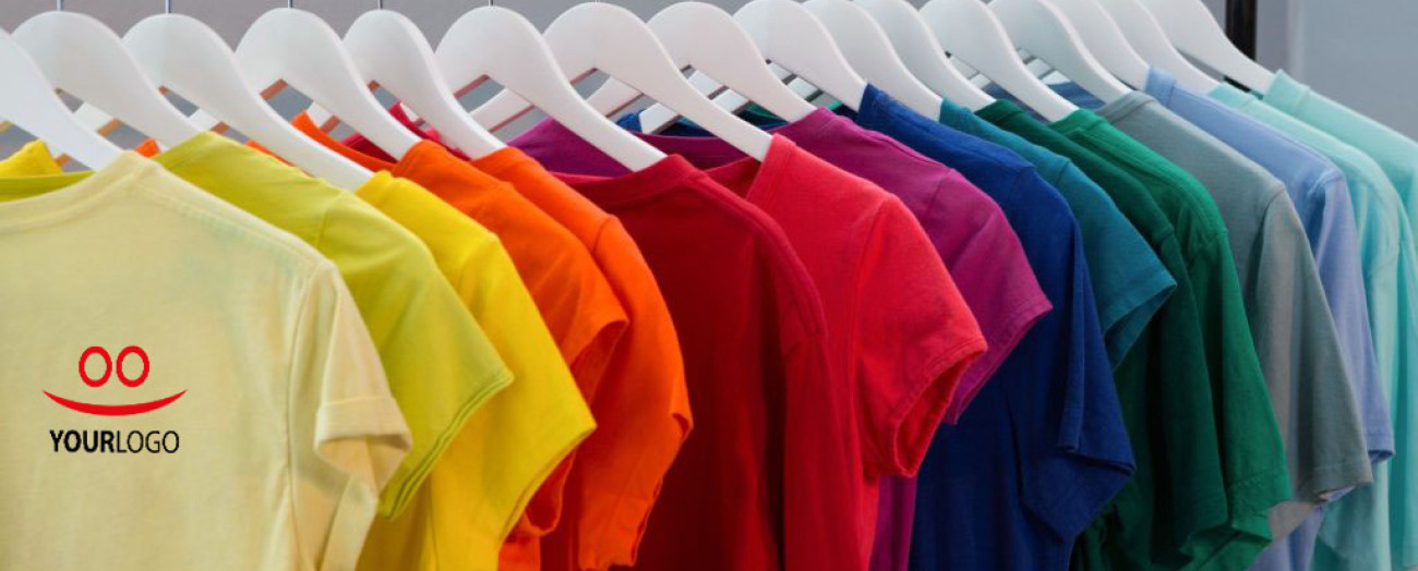 Come Stampare su Magliette personalizzate e Tessuti: la Guida Completa