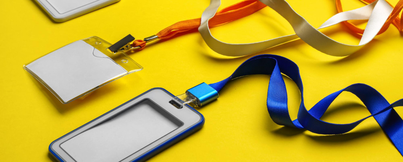 I 5 Migliori Lanyard 2025: Guida Completa per Aziende e Professionisti
