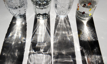 Vetro borosilicato: storia, caratteristiche e perché è ideale per i gadget promozionali