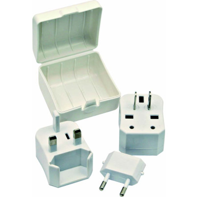 Adattatore  universale da viaggio, compatibile alla presa UK,US,EU con contenitore di protezione in colore bianco. Max power: AC 125V-5A / AC 250V-2,5A. Astuccio di confezione in cartoncino.