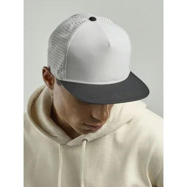 Cappello personalizzabile Atlantis in poliestere riciclato con visiera piatta