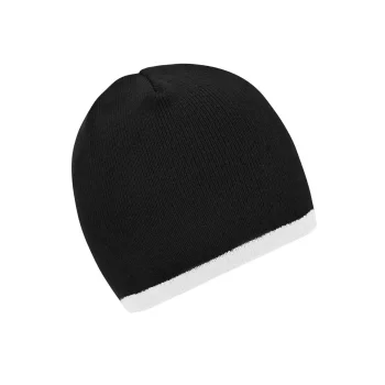 Beanie with Contrasting Border