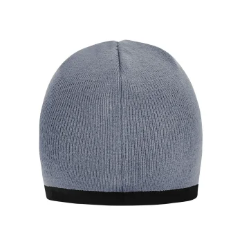Beanie with Contrasting Border