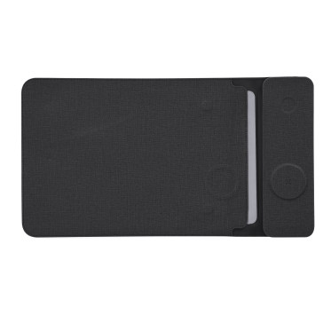 Custodia laptop riciclata con doppia ricarica wireless