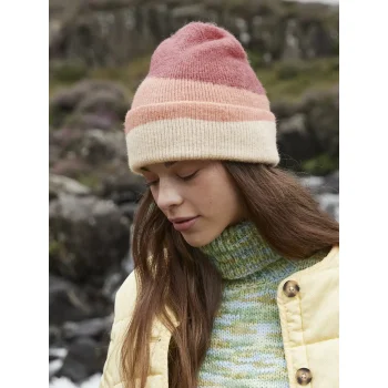 Berretto con onde morbide