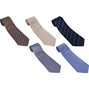 Gadget scontato personalizzato con logo - Cravatta basile realizzata in jacquard di seta 100% colore azzurro con motivo spinato orrizzontale con scatola confezione basile