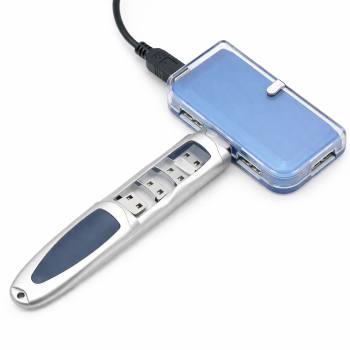 Multipla USB 4 porte personalizzabile con alimentazione USB e design compatto