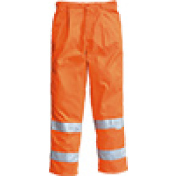 Pantalone  alta visibilitÃ¢âÅÃÂ¡ in 60% cotone e 40% poliestere, apertura frontale con chiusura a zip ricoperta con patta, 2 tasche interne con apertura laterale sui fianchi, 2 tasche posteriori applicate con patta e velcro, 1 tasca laterale applicata
