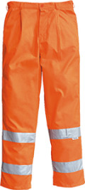 Pantalone  alta visibilitÃ¢âÅÃÂ¡ in 60% cotone e 40% poliestere, apertura frontale con chiusura a zip ricoperta con patta, 2 tasche interne con apertura laterale sui fianchi, 2 tasche posteriori applicate con patta e velcro, 1 tasca laterale applicata