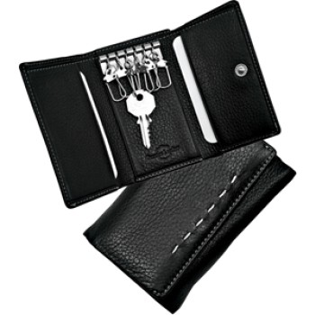 Portachiavi  "WRC" in pelle nera. Confezione cartoncino bianco stampato "WRC".