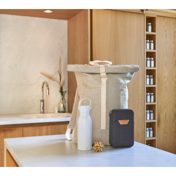 gadget ecologici con logo - Portafoglio custodia da viaggio in rPET Susanne