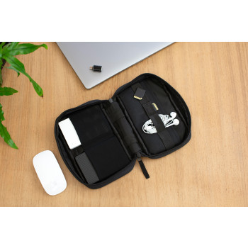 beauty case personalizzati​ - Portaoggetti tech Calix | Riciclato | Più tasche