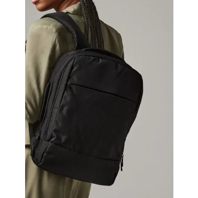 Q-Tech Charge Convertible Backpack