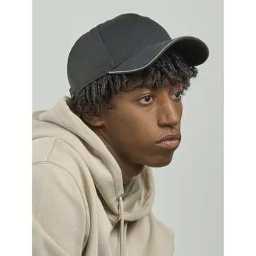 Cappellino personalizzabile Atlantis a 6 pannelli con visiera precurvata