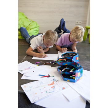 Giochi bambini personalizzati con logo - Set artistico Kenji | Scatola esagonale in cartone | 54 pz