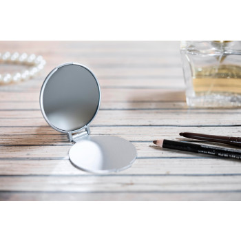 Specchietto, in PS Joyce