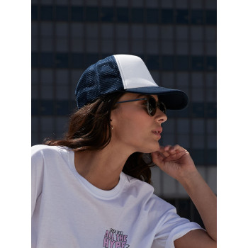 Vintage Snapback Trucker